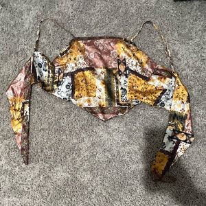 Cropped tank with tie